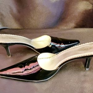 Black and Beautiful Patent Leather! (Retroglam)