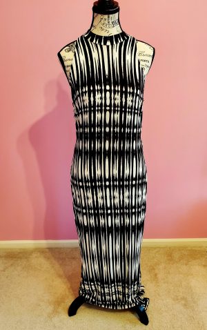 Black and White Fitted Dress (Glam)
